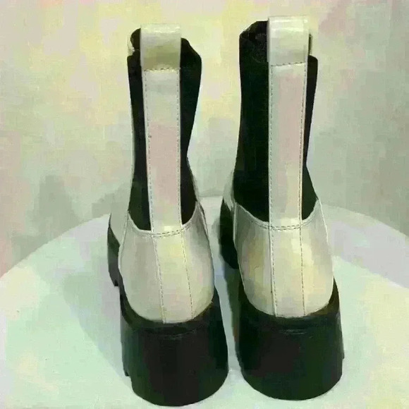 Open Edit Iris Lug Chelsea Boot. Women’s size 9M. Color: Cream, Black. - Picture 3 of 6